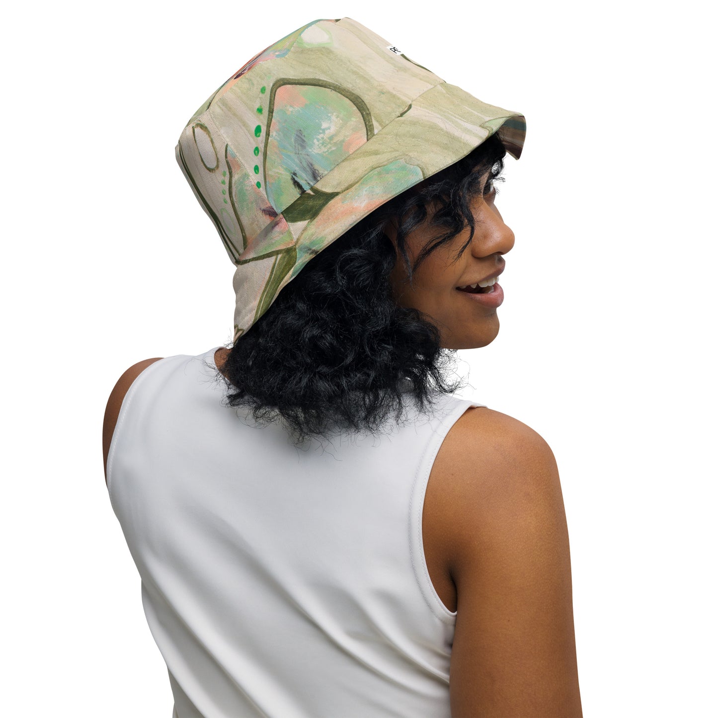 Stranger / Off the ground Reversible bucket hat