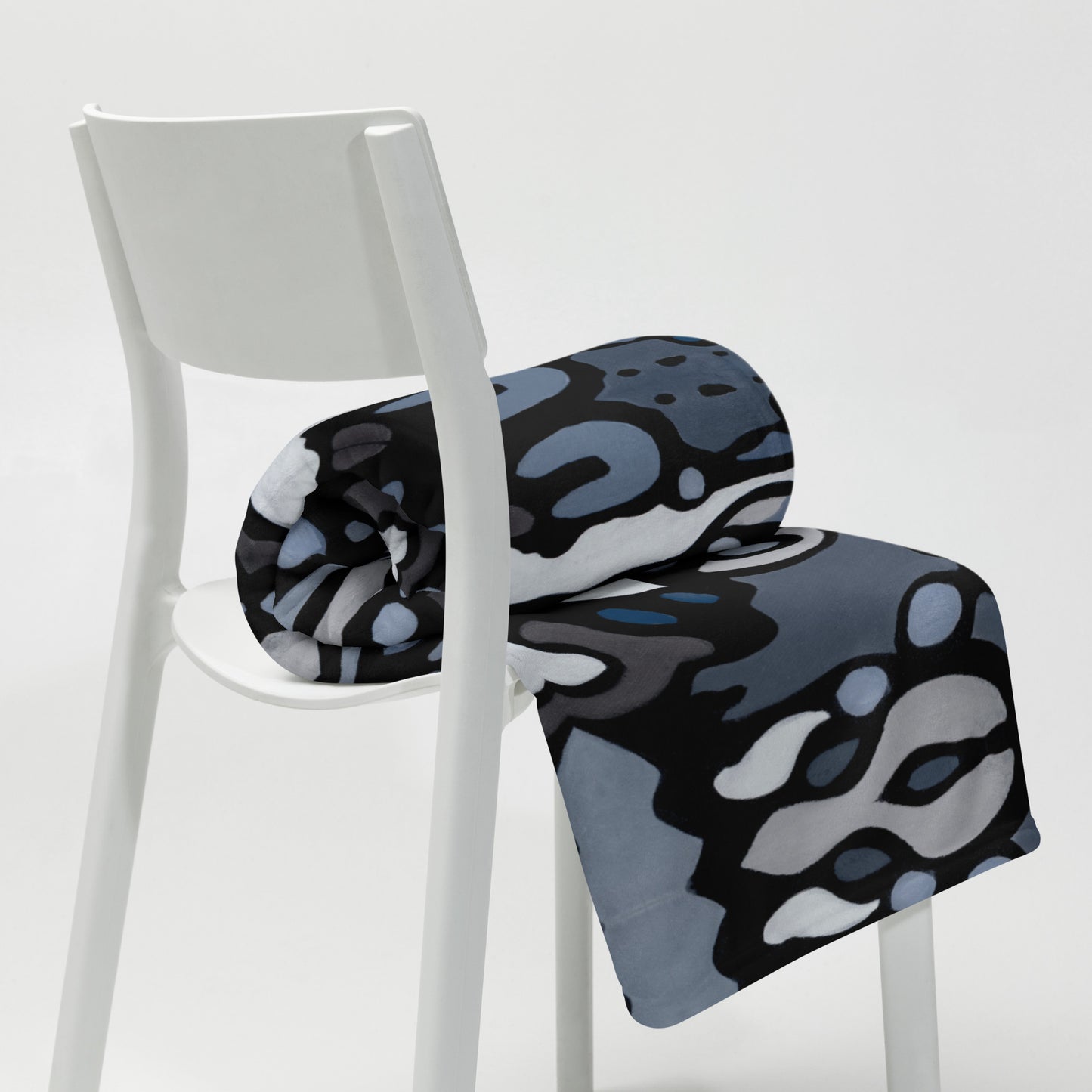 Z-Street, Blue Throw Blanket